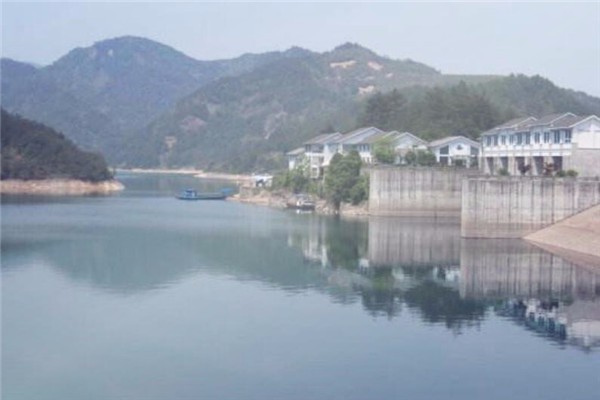 郎溪县钟桥水库最新动态，水韵之畔的励志故事，自信与成就感的源泉揭秘