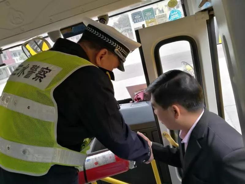 三区最新司机招聘现状，行业前景与个人选择