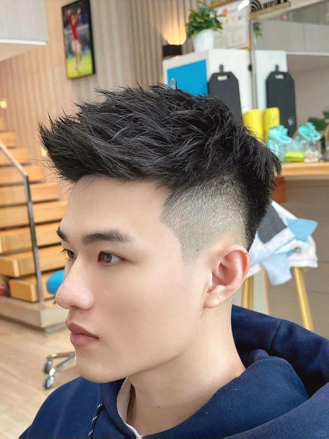 最新男士短发发型流行趋势
