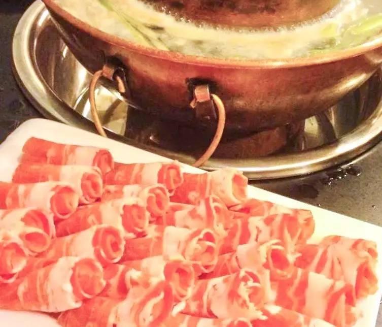 丰盛集团成功上市，探索背后的故事与成就